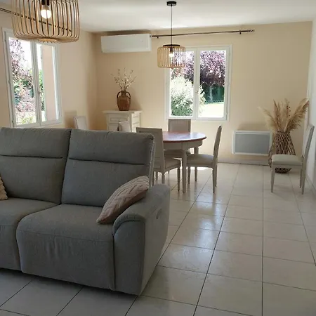 Villa Maison T4 Climatisee Avec Garage Et Jardin